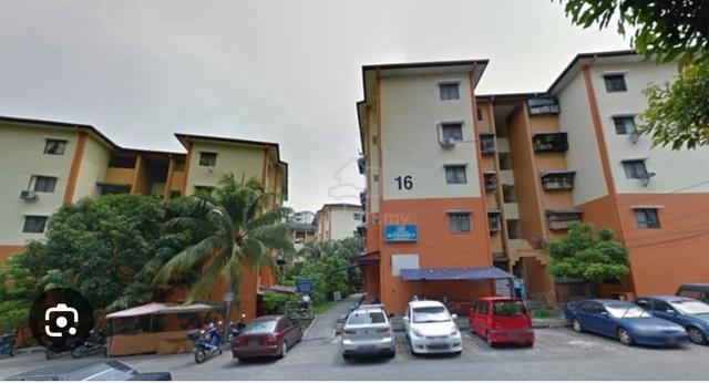 Master Room Flat Desa Tasik Sg Besi 1