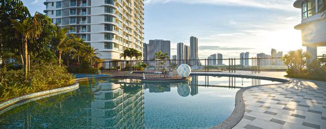 The M @ Medini Macrolink 1