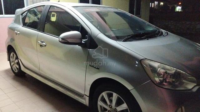 2012 Toyota PRIUS C 1.5 (HYBRID) (A) - 5