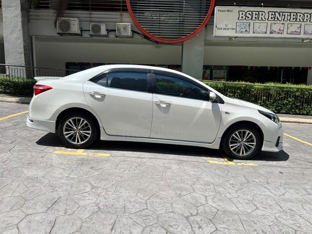 Toyota COROLLA ALTIS 1.8 G 1 OWNER SAHAJA - 5