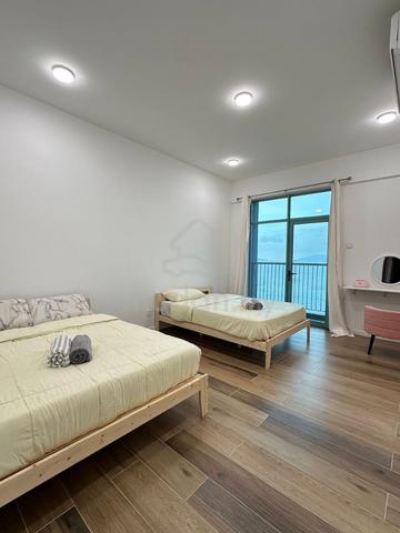 Bay Suites 1