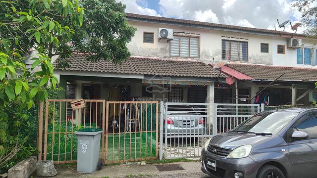 Double Storey Medium Low Cost,Taman Cahaya Masai.Johor 1