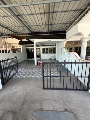 Rumah Teres 2 Tingkat 4 bilik Untuk Sewa di Teluk Intan Perak 1