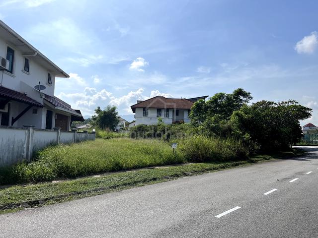 6000sqft CORNER BUNGALOW LOT Laman Kemboja KOTA SERIEMAS Golf NILAI 1