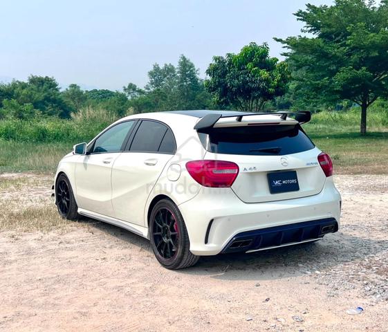 2014 MercedesBenz A45 AMG 2.0 (A)L/DP⭐️BUCKET SEAT - 4