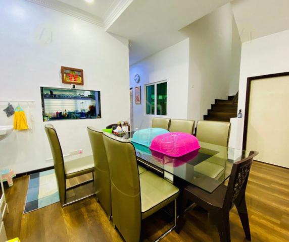 RENOVATED+SPACIOUS HOUSE🔥🔥 3 Storey Terrace De Puncak Ukay, Ampang 2