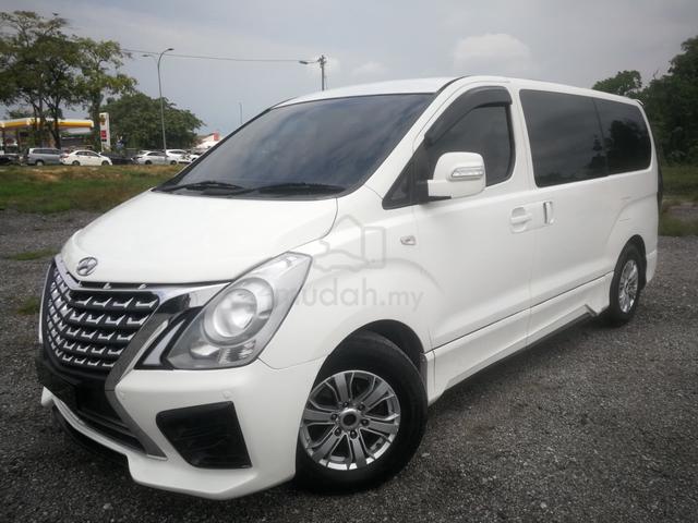 2016 Hyundai GRAND STAREX 2.5 ROYALE FACELIFT (A) - 1