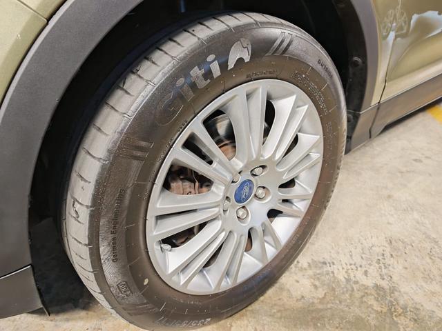 2014Ford KUGA ECOBOOST 1.6 (A)B/ListBolehLoanKedai - 3