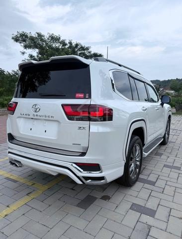 2024 Toyota LANDCRUISER 3.5 ZX LC300 Unreg Gred 6A - 3