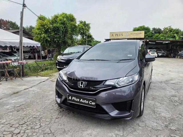 2015 Honda JAZZ 1.5 E (A) High Loan - 1