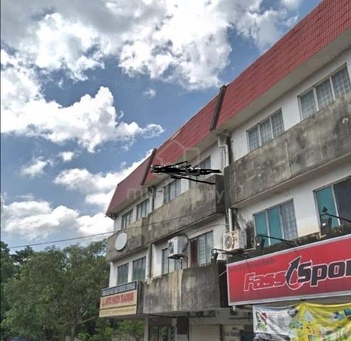 Medan Maju Jaya, Ground Floor Shop For Let 1