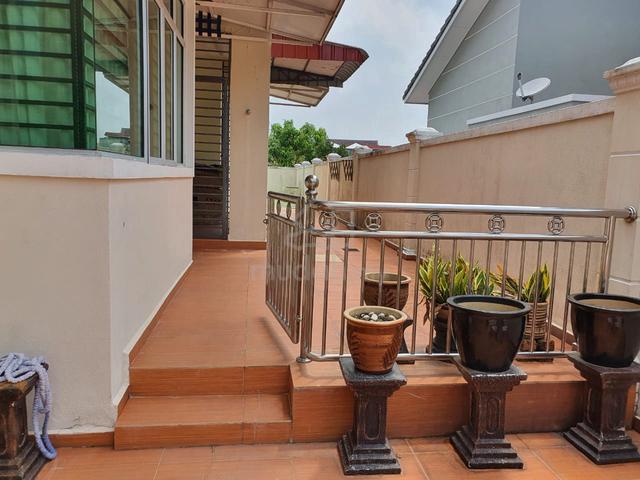 4050 sqft Single semi-D For sale 1