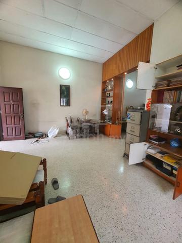 Single semi detached off Jalan Batu Lanchang 1