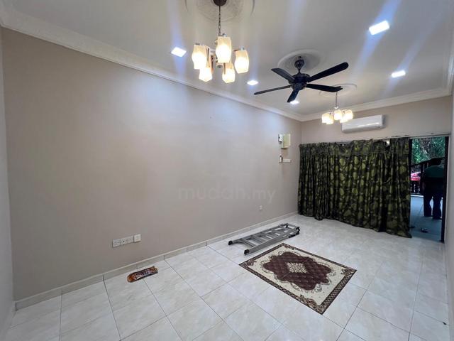 1- Storey House [ JALAN KEBUN]  4 Bedroom MOVE IN READY !! 1
