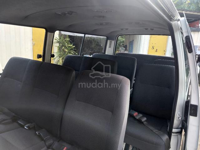 2002 Toyota HIACE WINDOW VAN ROOF AIRCOND 14 SEAT - 5