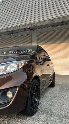 2017 Proton PERSONA 1.6 PREMIUM -- (A) - 3