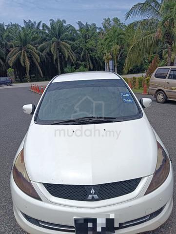 2009 Mitsubishi GRANDIS 2.4 FACELIFT (A) - 5