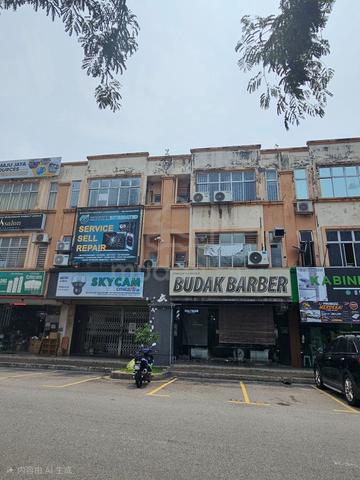 Ground floor prima saujana kajang shop for rent,kajang Ecosave 1