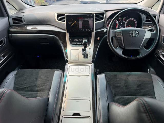 2014 2018 Toyota VELLFIRE 2.4 Z GOLDEN EYES OFFER - 5