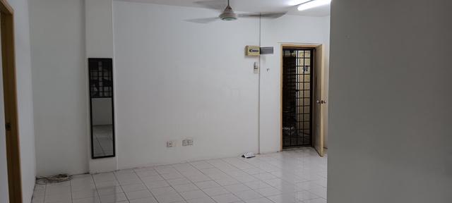 Anggerik Apartment (Taman Bunga Raya) 1