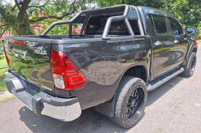 Toyota Hilux 2.4 L-Edition (A) Fulloan L/Seat Rims - 2