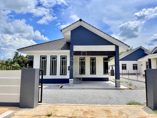 Banglo Luas Dan Lokasi Strategik Di Bandar Tanah Merah 1