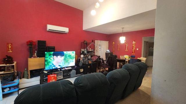 Endlot Extra 10 Feet 2 Storey  Renovated Tmn Putra Prima Puchong 1
