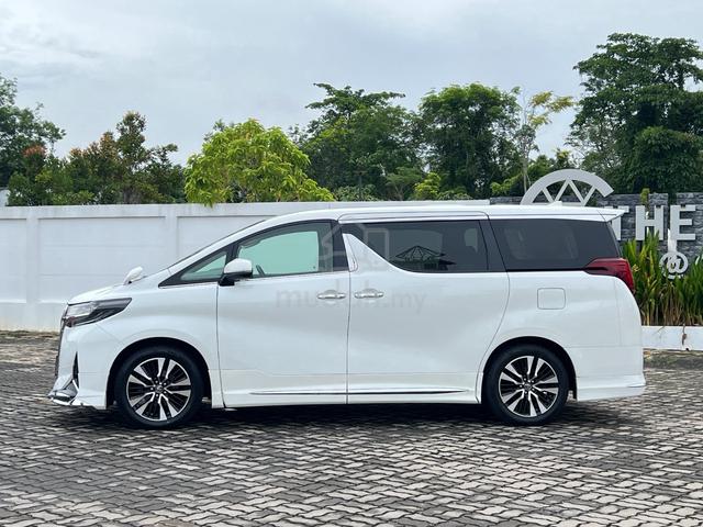 2021 Toyota ALPHARD 2.5 X Full Leather and Bodykit - 4