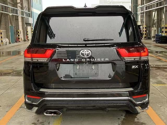 2023 Toyota LANDCRUISER 3.4 ZX BLK INT Modellista - 5