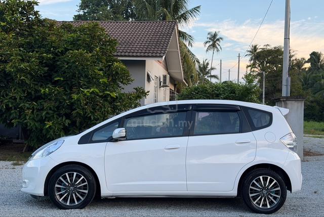 2012 Honda JAZZ 1.3 (HYBRID) FACELIFT (A) - 4