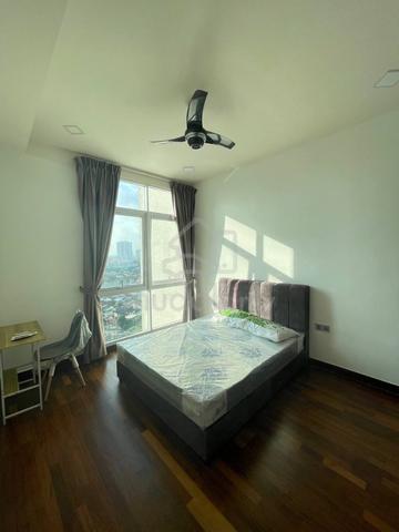 Paragon Room Walking Distance To Ciq within 10min JB Town Wifi Utility 1