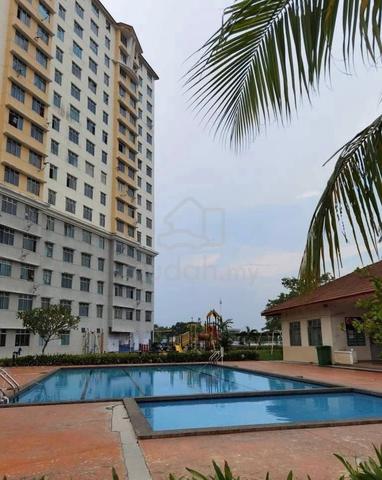 Indah Court Apartment (Bukit Indah) 1