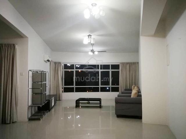 The View Condominium (Twin Towers) 1