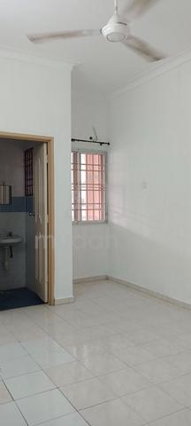 Freehold klebang satu tingkat rumah, renovated, boleh fullloan, aeon 4