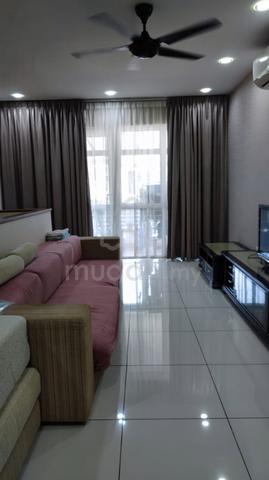 Landed upper unit at Goodview Heights Hibiscus Townhouse for sales 1