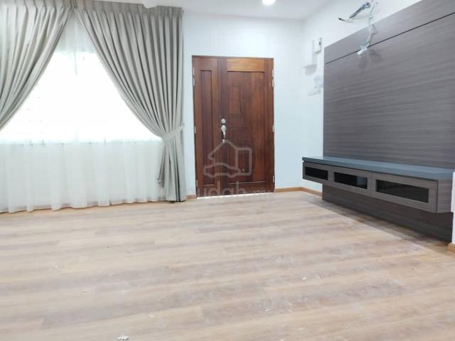 (Renovated) Taman merdeka Double Storey House 1