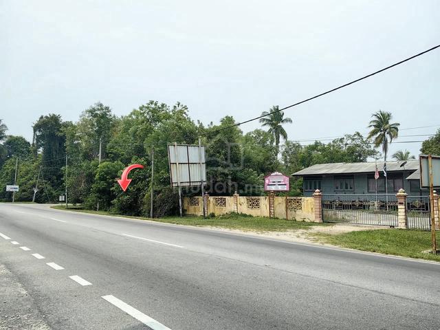 Tanah LOT BANGLO 680MP TEPI JALAN UTAMA KG WAKAF CHAGAK BATU RAKIT 1
