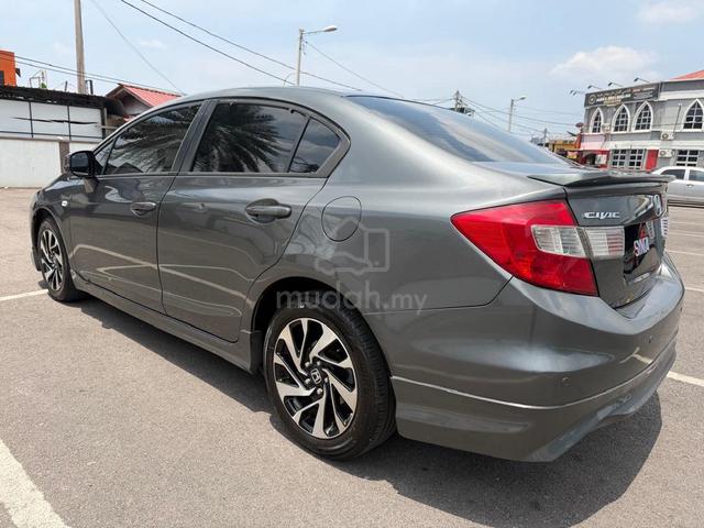 2013 Honda CIVIC 1.8 S (A) - 3