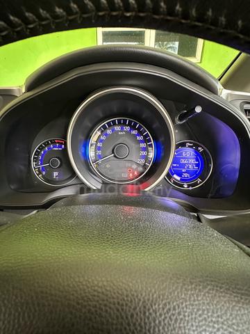 2018 Honda JAZZ 1.5 V MY2014 (A) - 5