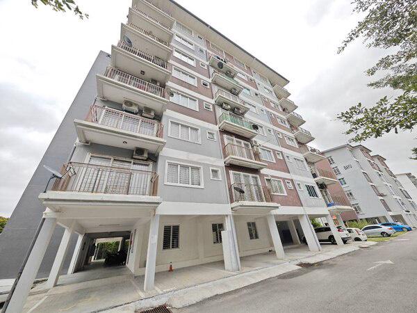 Suria Bayu Apartment ( Taman Emas ) 1