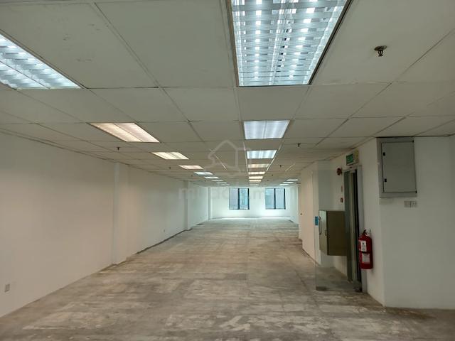 Megan Avenue 1, B middle level offices spaces lots 租买卖办公室店铺吉隆坡 1