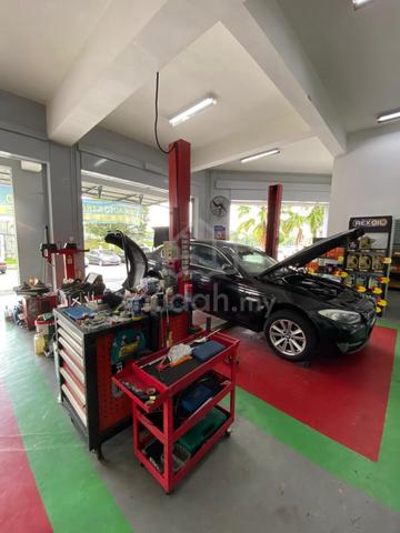 car workshop corner banyak parking shop kedai bangi rent sewa 1