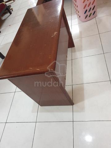 TV table desk  - photo 4 of 5