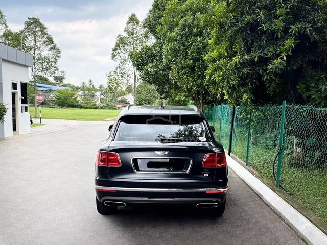 2017 Bentley BENTAYGA 6.0 (A) - 2