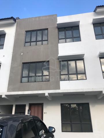 Rumah townhouse Bukit Lanchong untuk disewa 1