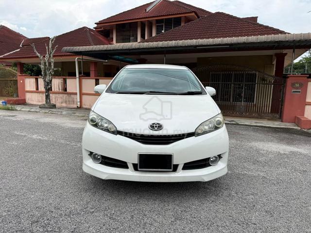 2011 Toyota WISH 1.8  (A)TIPTOP MPV JUALANPROMOSI! - 2