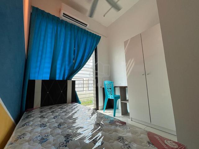 Setia Alam Budget Single room for Rent 1