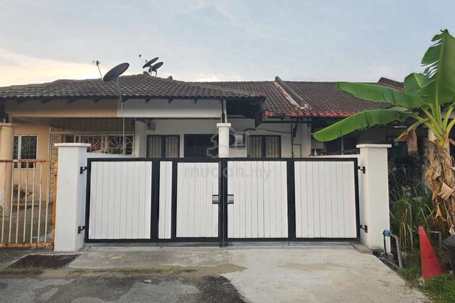Renovated Refurbished Single Storey Terrace Bandar Tasik Kesuma 1