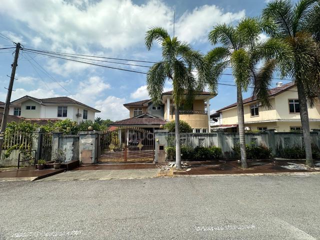 Ready to Move In: Double Storey Bungalow @ Bukit Beruntung 1