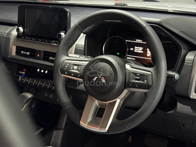 Mitsubishi Triton AT PREMIUM 4X4 Baru REBAT HEBAT - 4